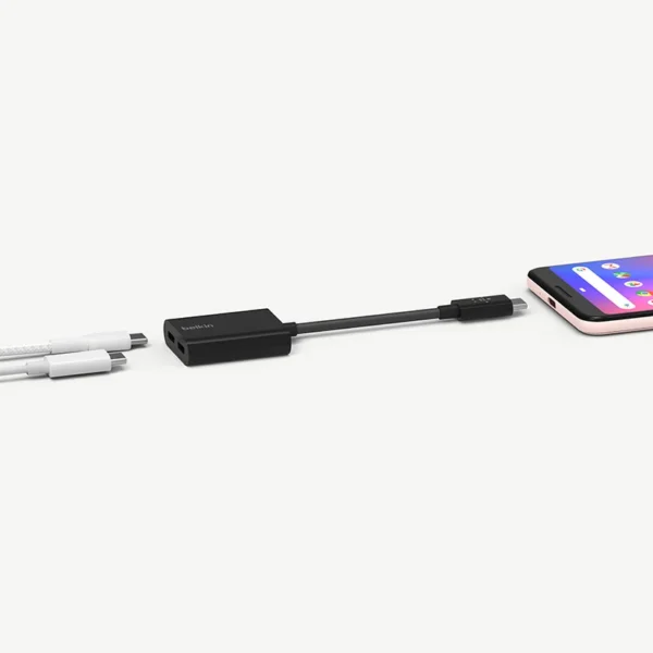 مبدل 1 به 2 USB-C بلکین مدل F7U081btBLK